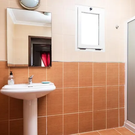 8202 - Wifi 아파트